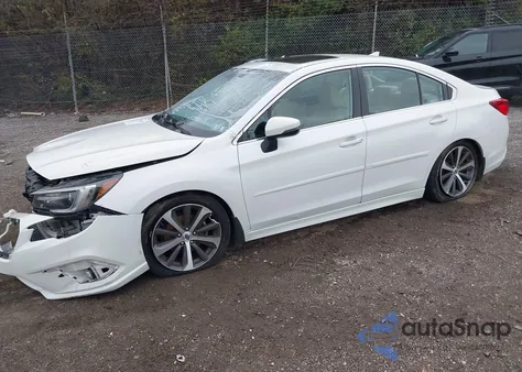 2019 Subaru Legacy 2.5I Limited из США, поврежденный, VIN 4S3BNAN68K3037117